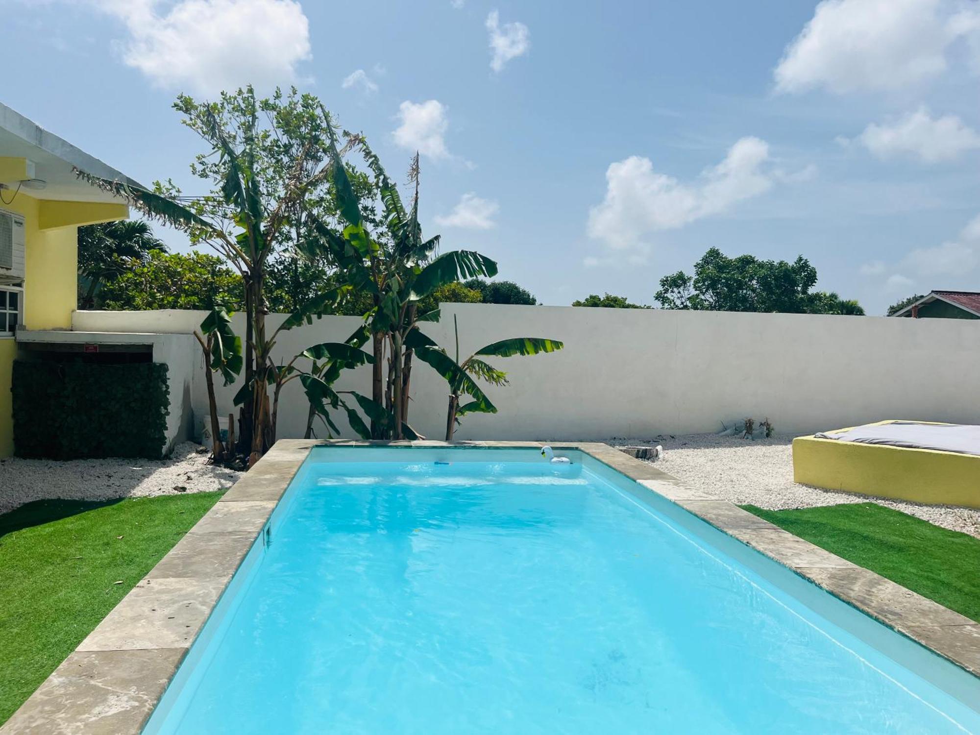 Hotel Bon Bini Kokolishi Willemstad Esterno foto